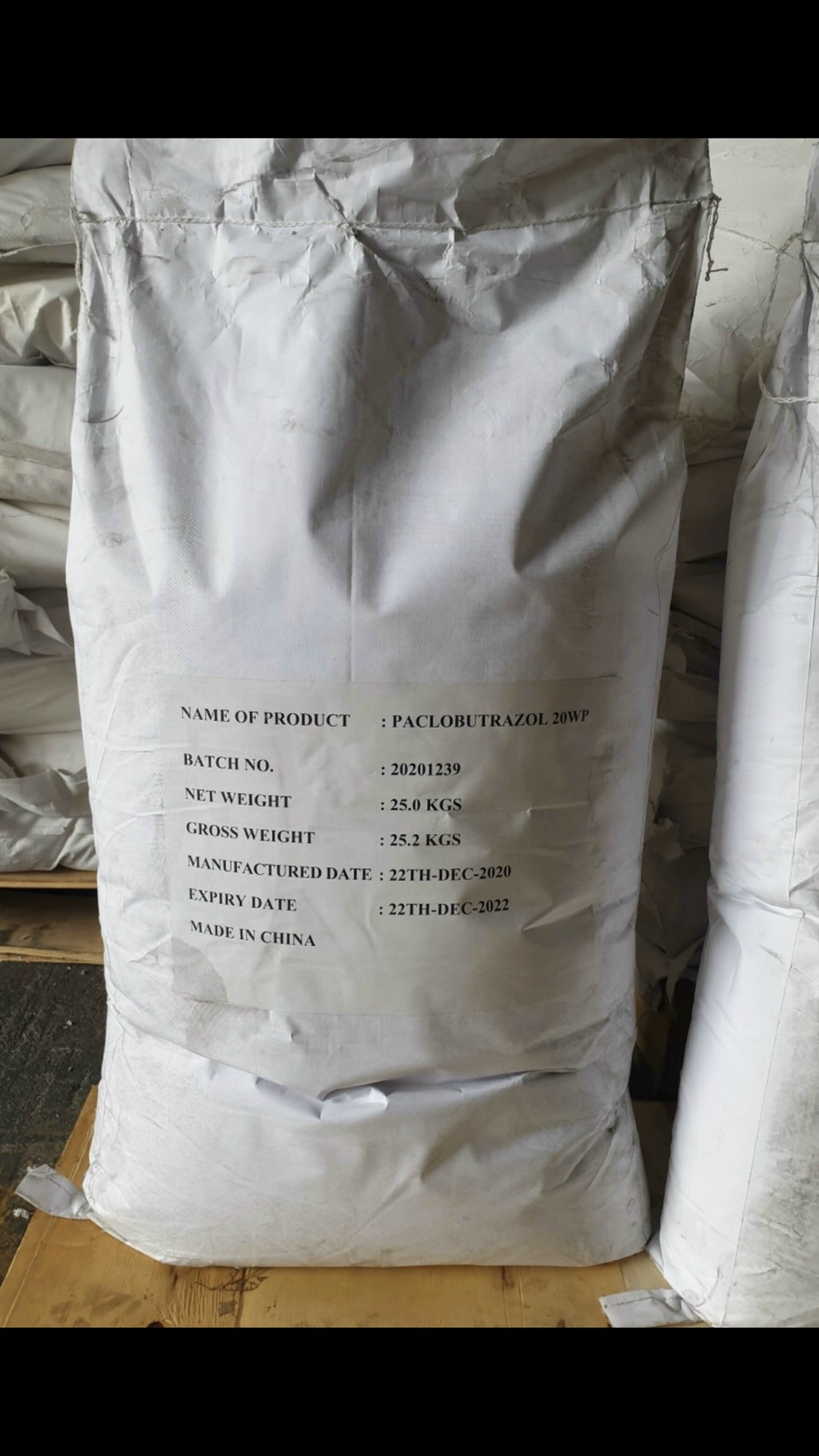 PHÂN BÓN ĐIỀU HÒA SINH TRƯỞNG PACLOBUTRAZOL(15%,20%) 